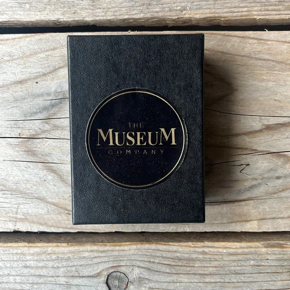 Art Nouveau Brooch - The Museum Company - New, in box - Picture 10 of 11